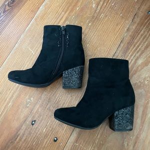 Piper Black boots size 13